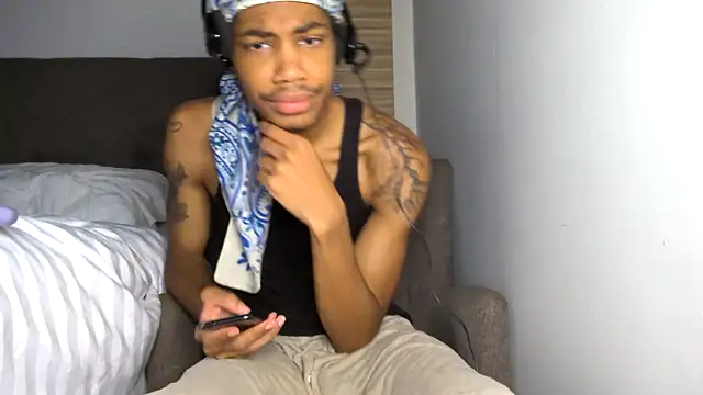 Skinnyblackman online show from April 2026 12:39:01 AM