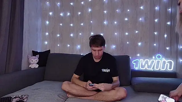 Snapshot of wineandboobss chatting on December 2024 02:22:01 PM wineandboobss online show from December 2024 02:22:01 PM