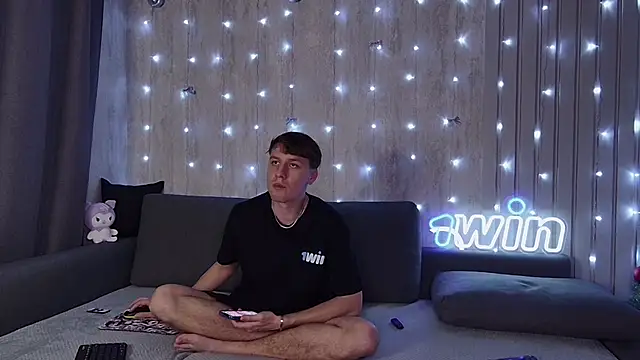 Snapshot of wineandboobss chatting on December 2024 05:02:01 PM wineandboobss online show from December 2024 05:02:01 PM