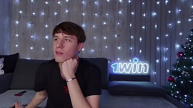 Snapshot of wineandboobss chatting on January 2025 12:49:02 PM wineandboobss online show from January 2025 12:49:02 PM