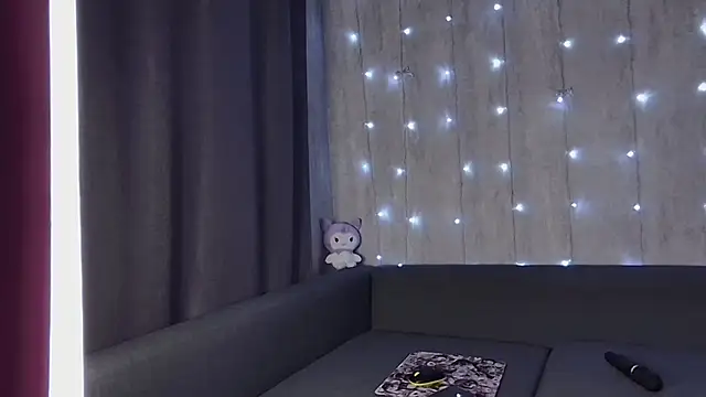 Snapshot of wineandboobss chatting on February 2025 06:35:02 PM wineandboobss online show from February 2025 06:35:02 PM