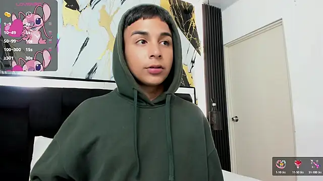 Snapshot of Seductivo_jr chatting on January 2026 03:55:01 AM Seductivo jr online show from January 2026 03:55:01 AM