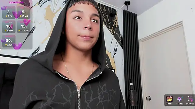 Snapshot of Seductivo_jr chatting on February 2026 04:05:02 AM Seductivo jr online show from February 2026 04:05:02 AM