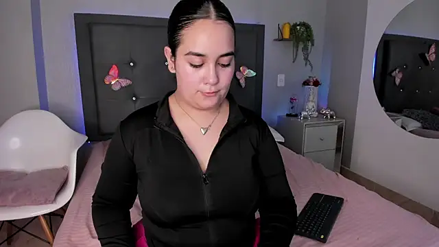 emma lye online show from July 2026 06:43:02 PM