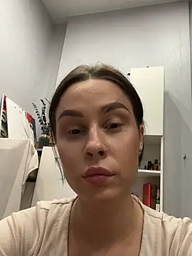 MiaNell online show from April 2026 10:29:01 PM