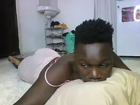 sexyqueen02 online show from February 2025 10:19:02 PM