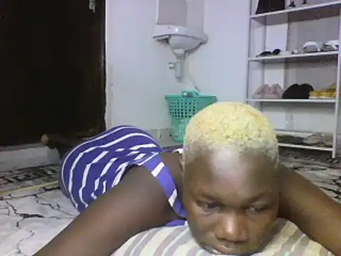 sexyqueen02 online show from March 2025 12:48:01 PM