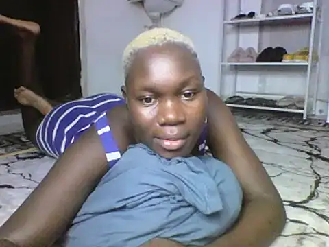 sexyqueen02 online show from March 2025 05:00:02 AM