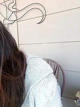 Snapshot of Missmesexycouple69 chatting on October 2025 07:37:02 AM Missmesexycouple69 online show from October 2025 07:37:02 AM