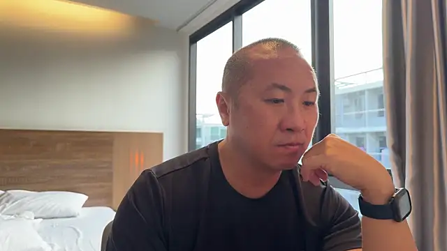 chih515 online show from April 2026 12:04:01 AM