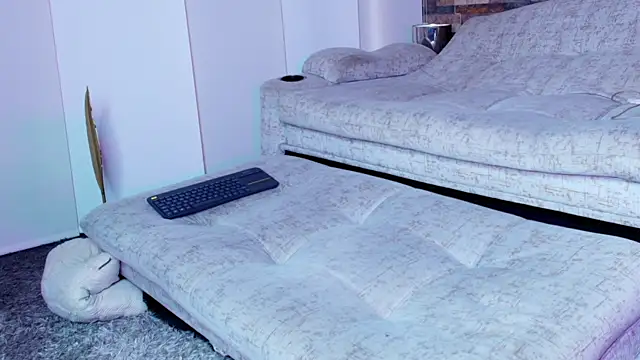 Snapshot of zaiin_diesel chatting on September 2025 11:32:01 AM zaiin diesel online show from September 2025 11:32:01 AM