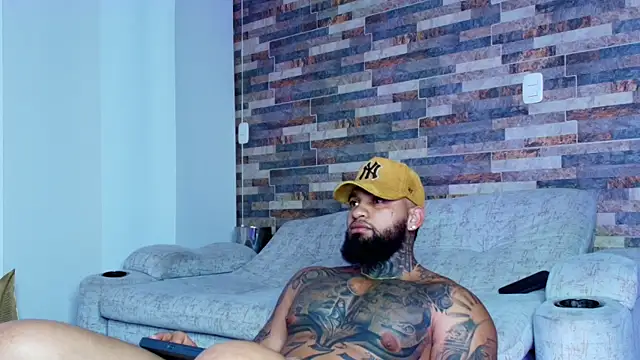 Snapshot of zaiin_diesel chatting on September 2025 09:43:02 AM zaiin diesel online show from September 2025 09:43:02 AM