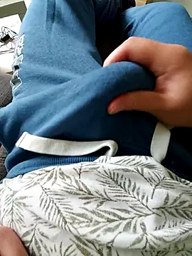 Snapshot of 85Friedrich chatting on November 2025 10:50:02 AM 85Friedrich online show from November 2025 10:50:02 AM