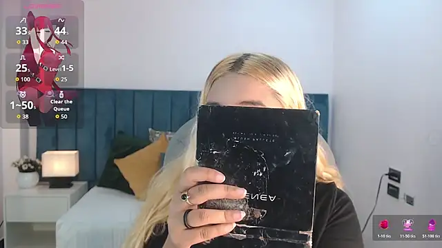 april bunnyy online show from November 2025 07:23:01 PM