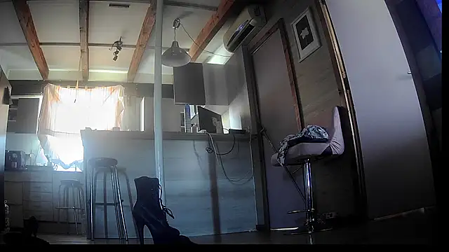 FLakiReve online show from September 2025 12:29:01 PM