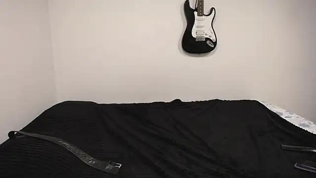 amydeepqueen online show from February 2026 01:43:01 PM