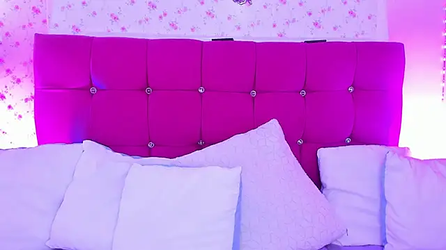 Mai higurashi online show from February 2026 08:27:01 PM