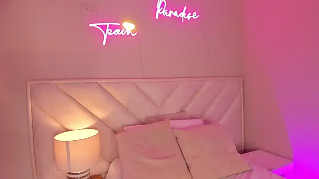  angela x online show from February 2025 06:01:01 PM