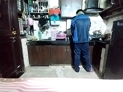 Snapshot of bigvorn6 chatting on November 2025 02:28:02 AM bigvorn6 online show from November 2025 02:28:02 AM