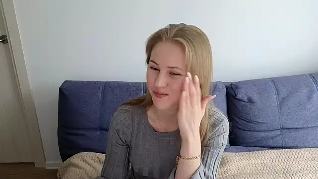 IsabelAllen online show from March 2025 10:05:02 AM