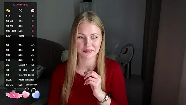 Snapshot of IsabelAllen chatting on June 2026 01:12:02 PM IsabelAllen online show from June 2026 01:12:02 PM