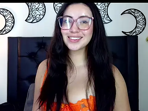 EvoletFMK online show from December 2025 05:30:01 PM