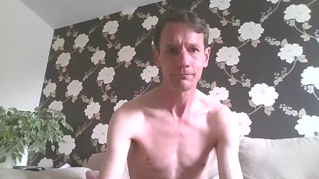 outdoorfun22 online show from April 2026 11:27:01 AM