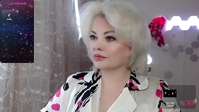 Snapshot of JewellKiss7 chatting on January 2025 07:23:02 PM JewellKiss7 online show from January 2025 07:23:02 PM