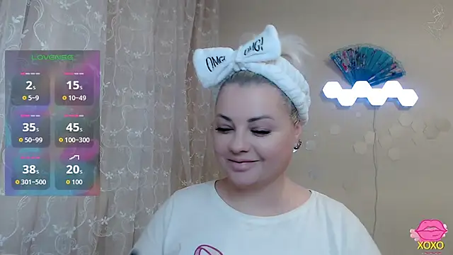 Snapshot of JewellKiss7 chatting on November 2025 07:13:01 PM JewellKiss7 online show from November 2025 07:13:01 PM