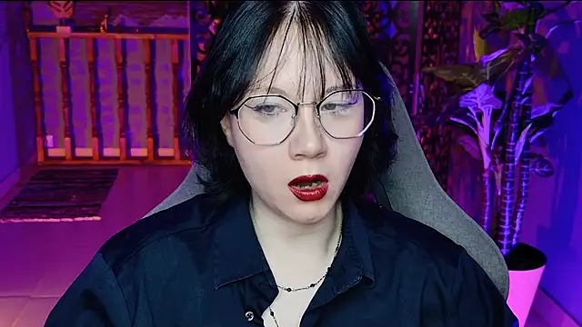 Snapshot of NancyMartinez chatting on November 2025 09:09:01 AM NancyMartinez online show from November 2025 09:09:01 AM