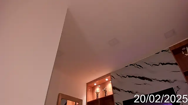 Isabel Escorcia online show from February 2025 08:28:01 AM