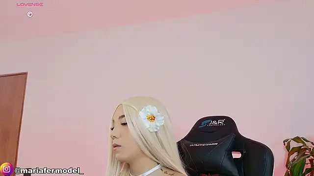 Mariafer05 online show from March 2026 03:07:02 PM