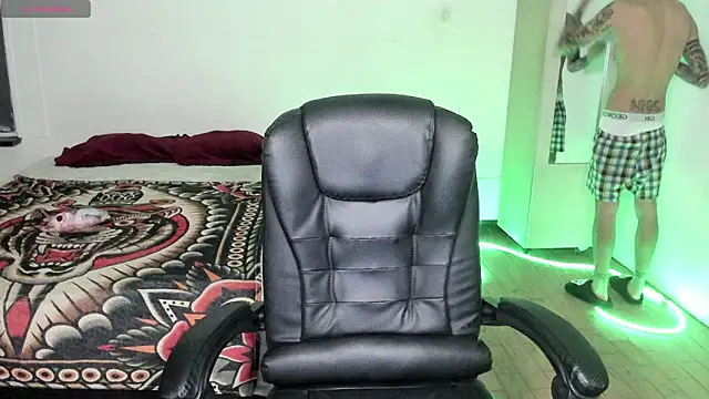 Damon  333 online show from March 2026 11:22:02 PM