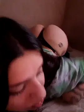 Snapshot of Luulaa444 chatting on November 2025 09:52:01 AM Luulaa444 online show from November 2025 09:52:01 AM