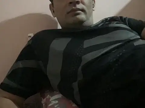 NiceBoy9099 online show from November 2025 05:51:02 PM