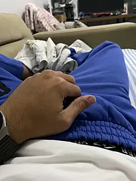 Crazyturko07 online show from September 2025 04:40:02 PM