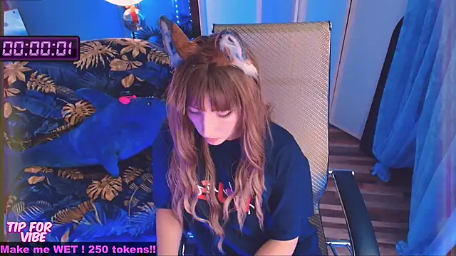 Snapshot of Toxic_Ellies chatting on September 2025 12:32:02 PM Toxic Ellies online show from September 2025 12:32:02 PM