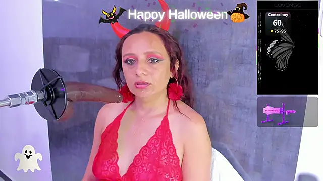 Issys milf online show from October 2025 12:17:02 PM