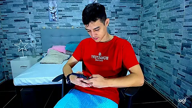 ADAM HOT online show from September 2025 09:04:02 PM