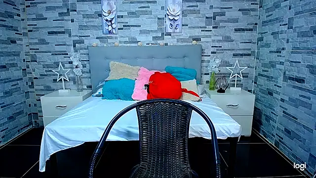 ADAM HOT online show from October 2025 09:45:01 PM