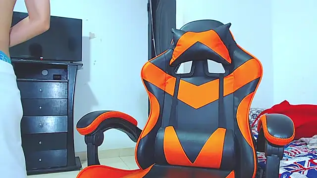 ADAM HOT online show from February 2026 10:41:01 PM