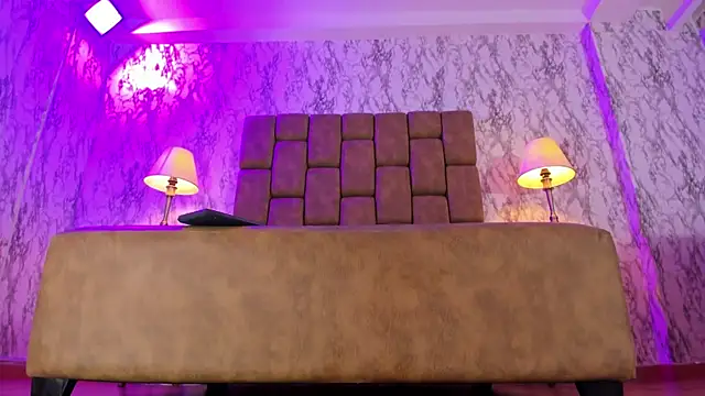 Camila Chainn online show from January 2025 03:52:01 PM