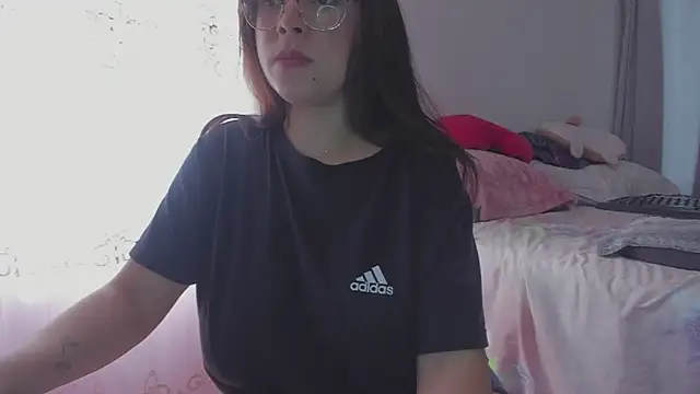 HARLEYNAPIER online show from February 2026 08:57:02 PM