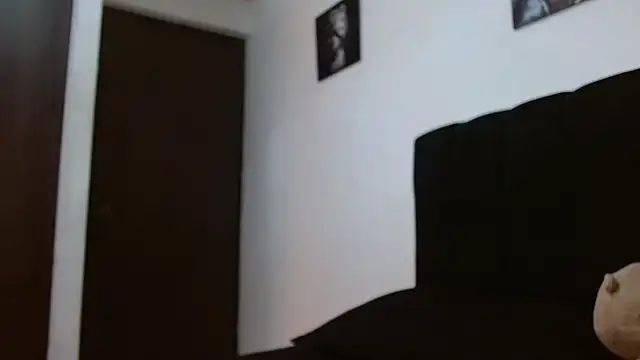 Hendry  online show from February 2025 01:24:01 AM