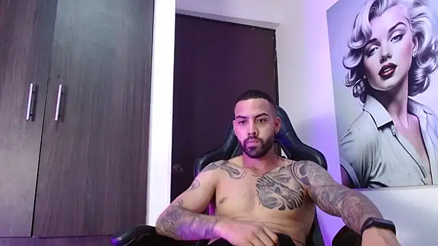 Hendry  online show from September 2025 03:41:02 AM