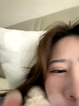 Snapshot of Angelababy001 chatting on November 2025 04:17:01 PM Angelababy001 online show from November 2025 04:17:01 PM