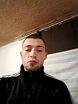 Snapshot of Suggarwhite18CM chatting on October 2025 05:07:02 AM Suggarwhite18CM online show from October 2025 05:07:02 AM