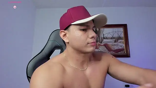 RoyConstance online show from April 2026 04:01:01 AM