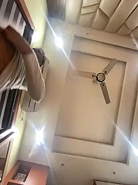 Snapshot of BengaliBabu_Rohan chatting on January 2025 02:19:01 PM BengaliBabu Rohan online show from January 2025 02:19:01 PM