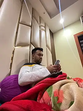 Snapshot of BengaliBabu_Rohan chatting on January 2025 06:03:02 PM BengaliBabu Rohan online show from January 2025 06:03:02 PM